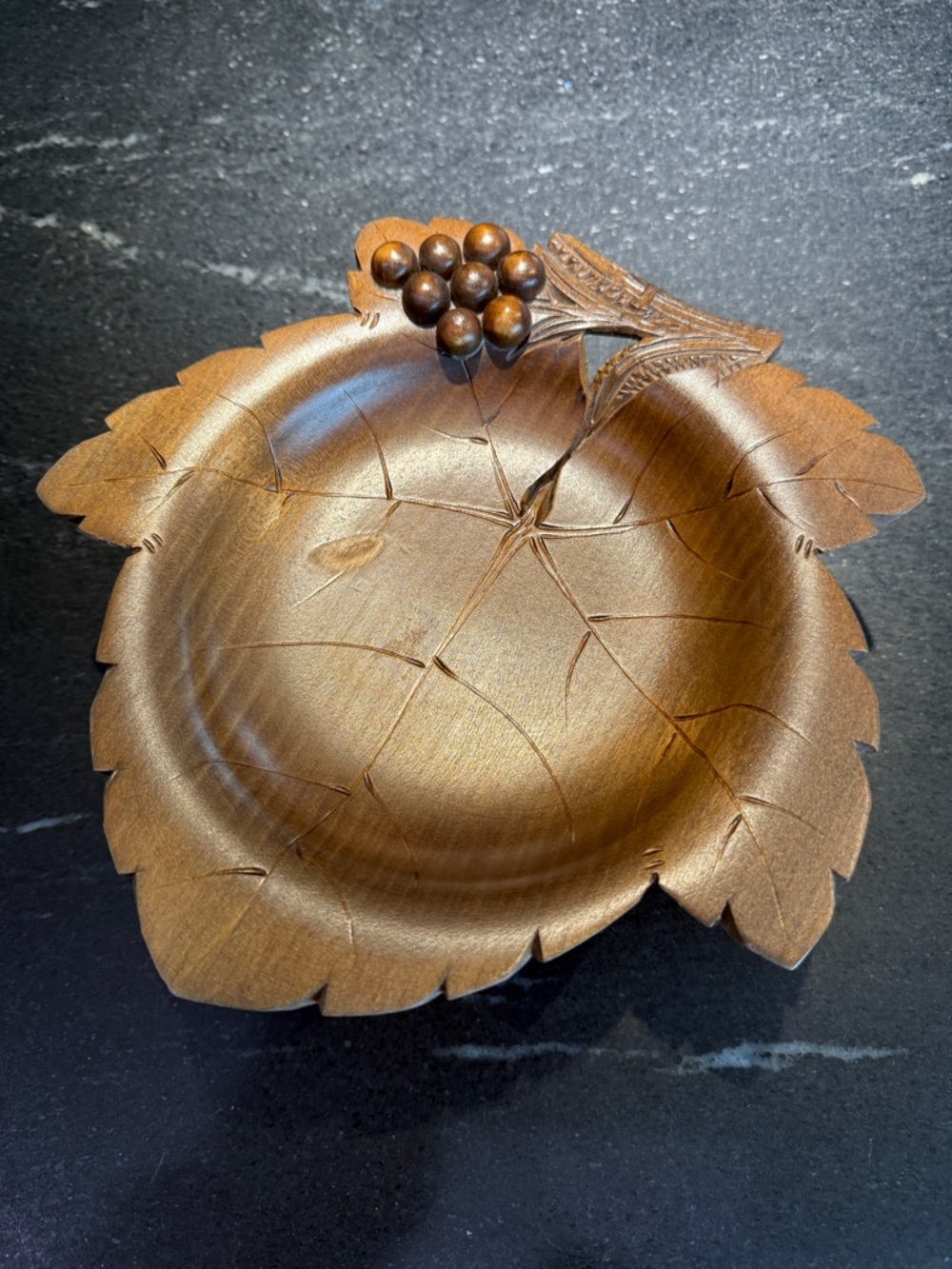 VINTAGE CUENDET EDELWEISS CARVED WOOD, MAPLE LEAF ROTATING SWISS MUSIC BOWL